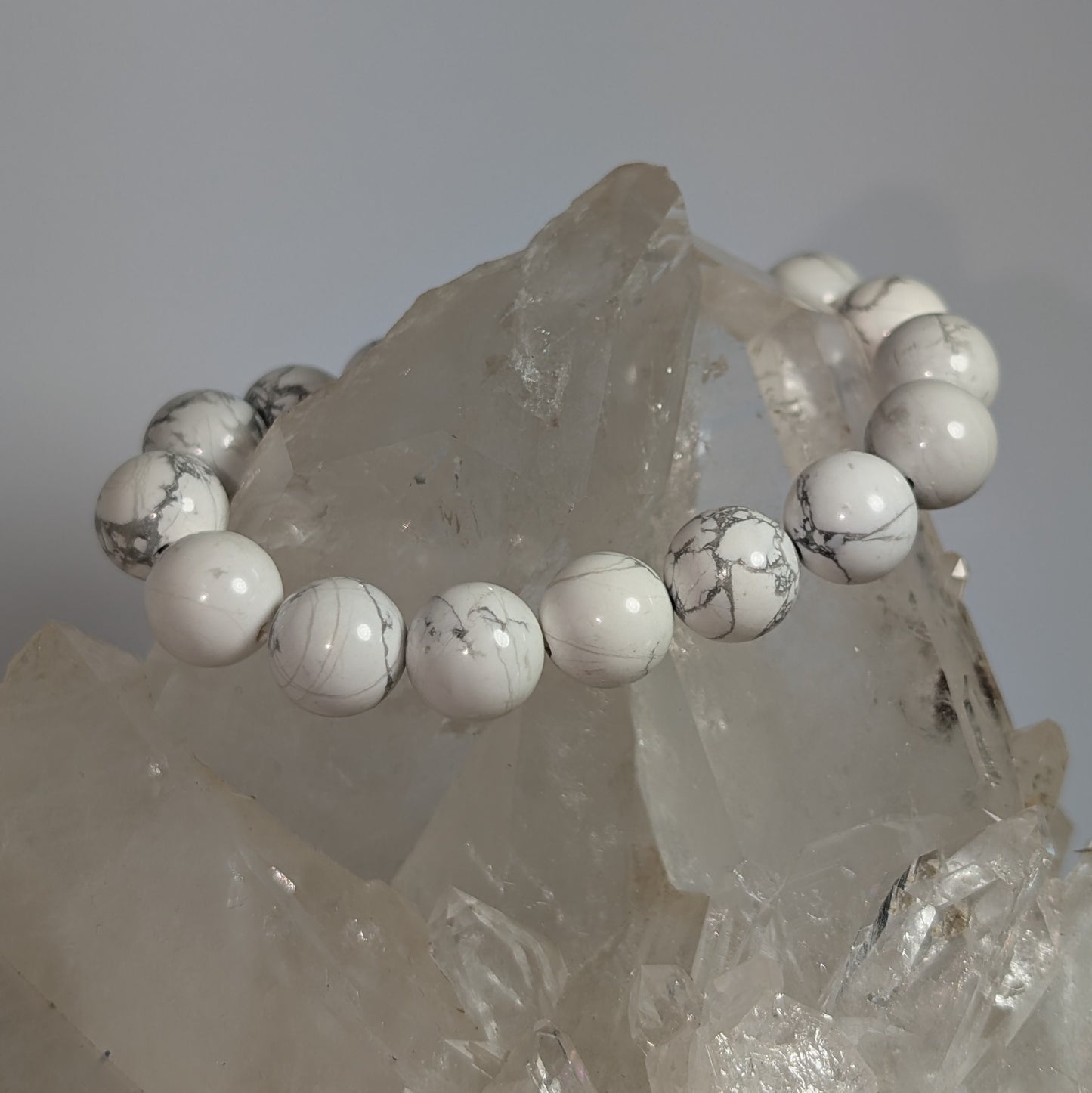 10mm Howlite Bracelet