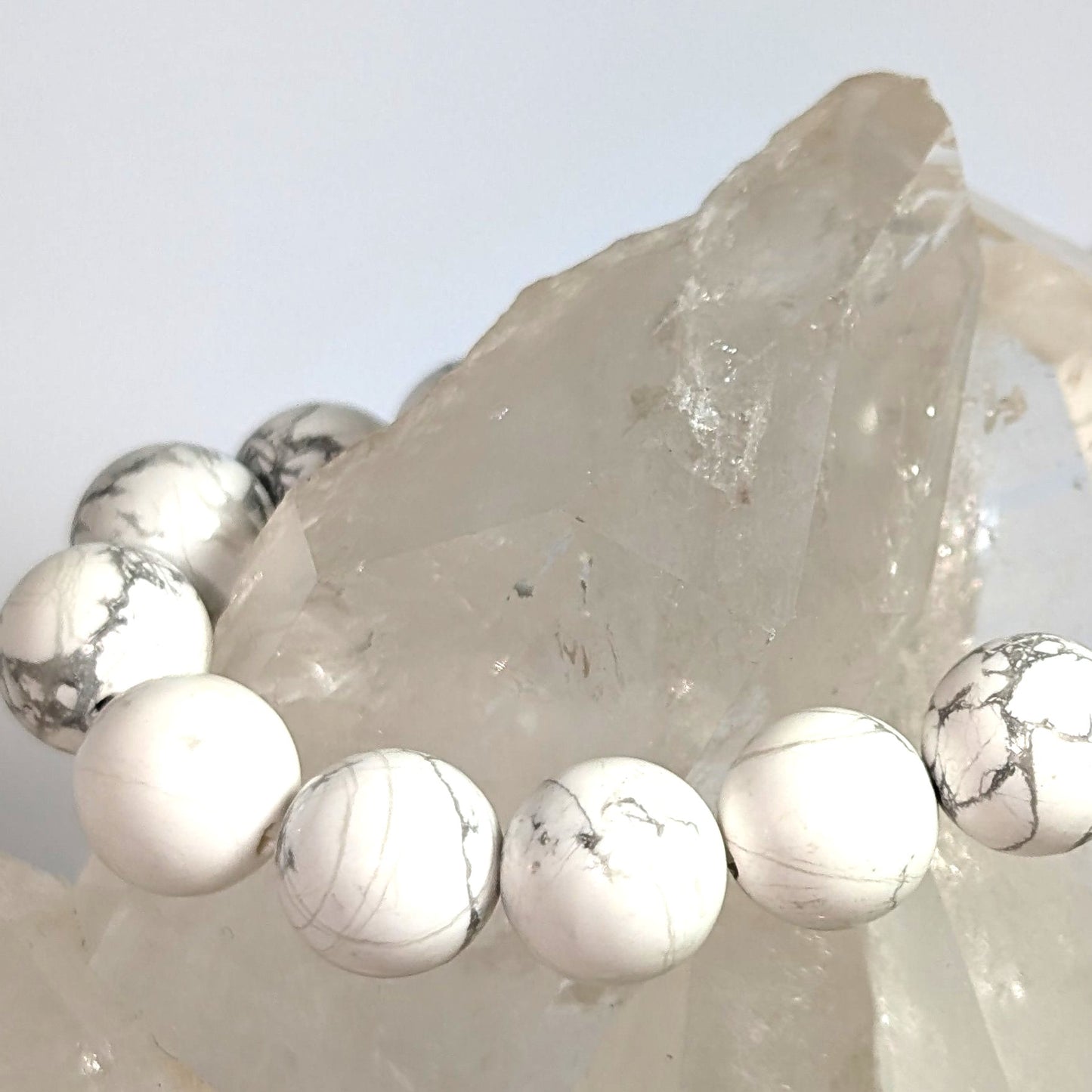 10mm Howlite Bracelet