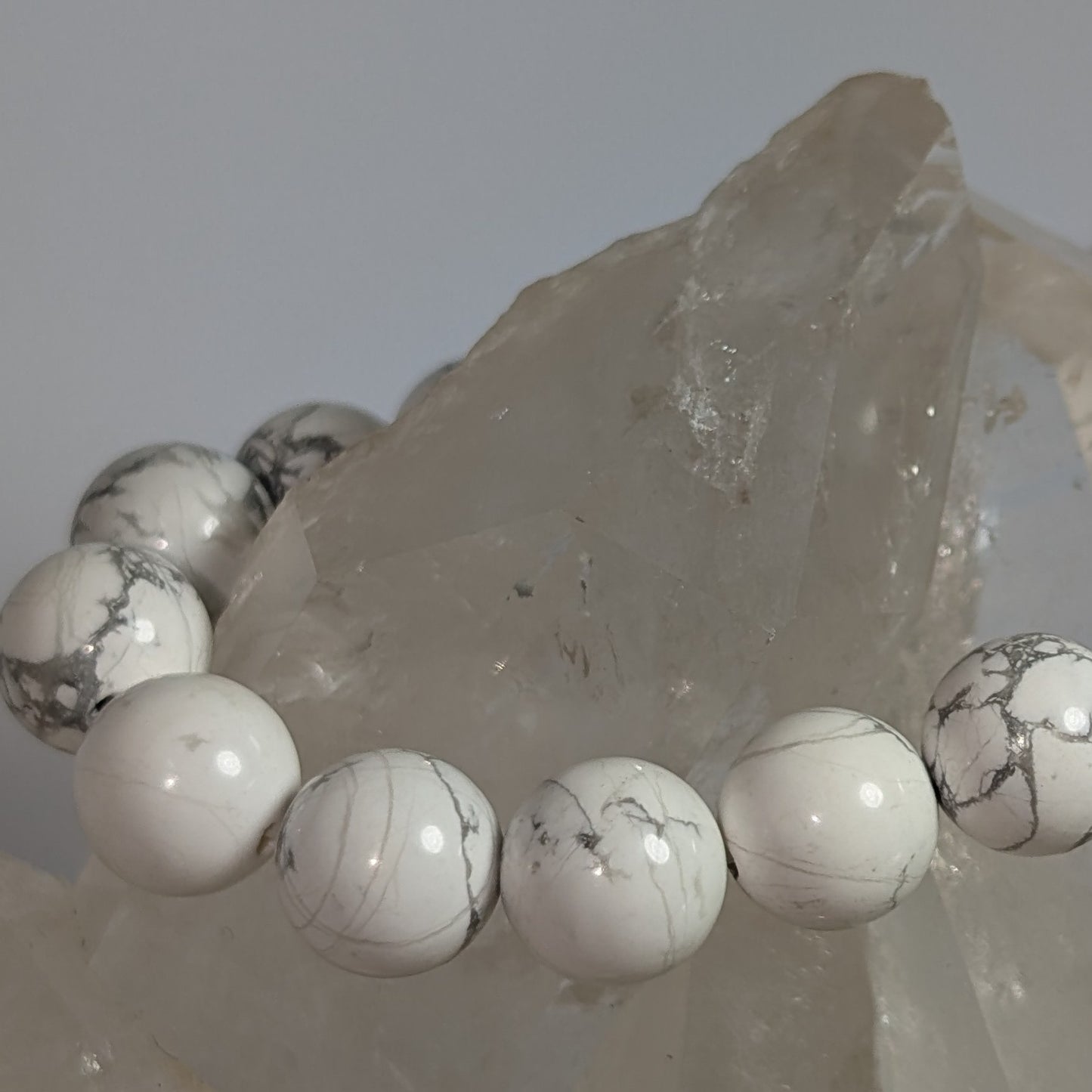 10mm Howlite Bracelet