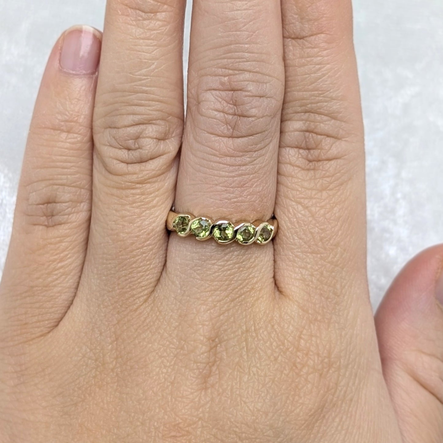 Peridot Ring 9ct R5