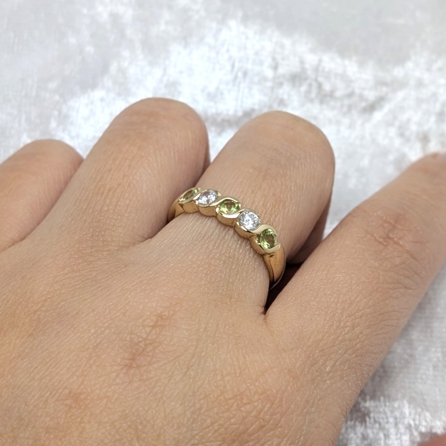 Peridot & CZ Ring 9ct R5