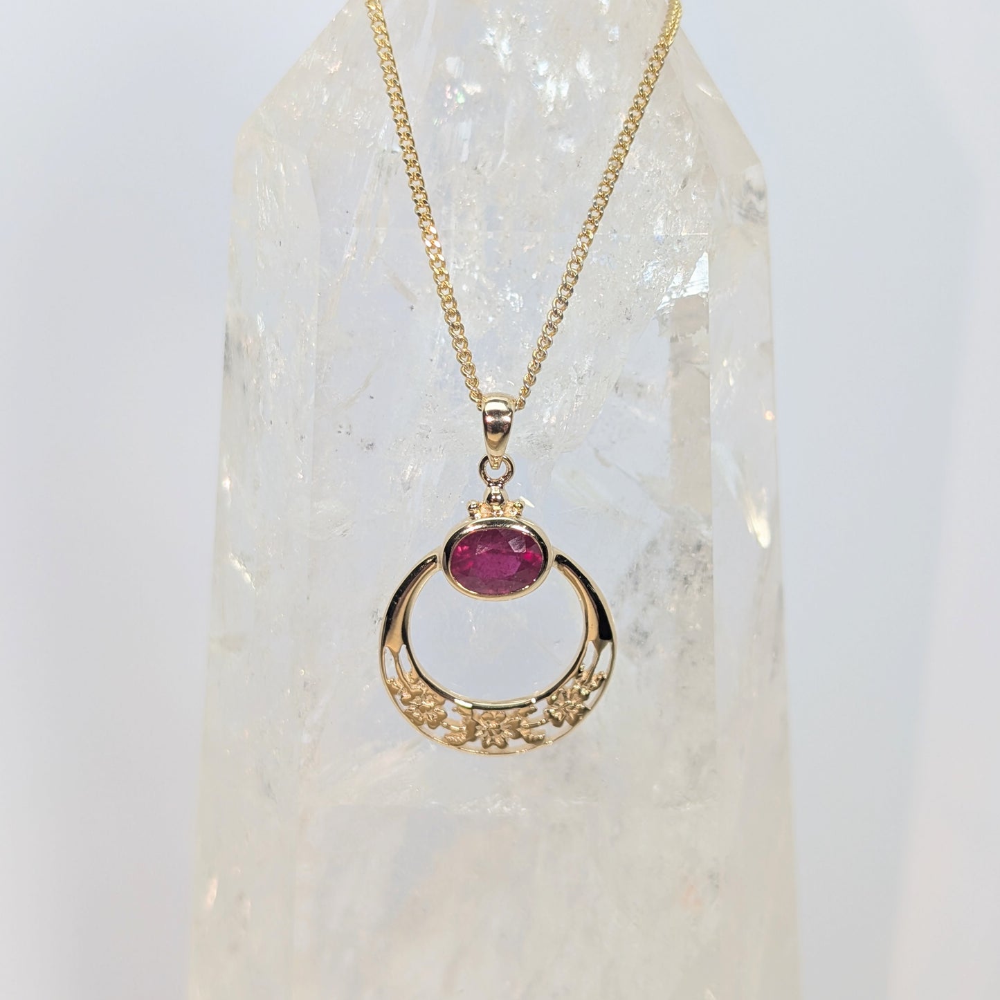 Celtic Hoop 9ct Gold Pendant