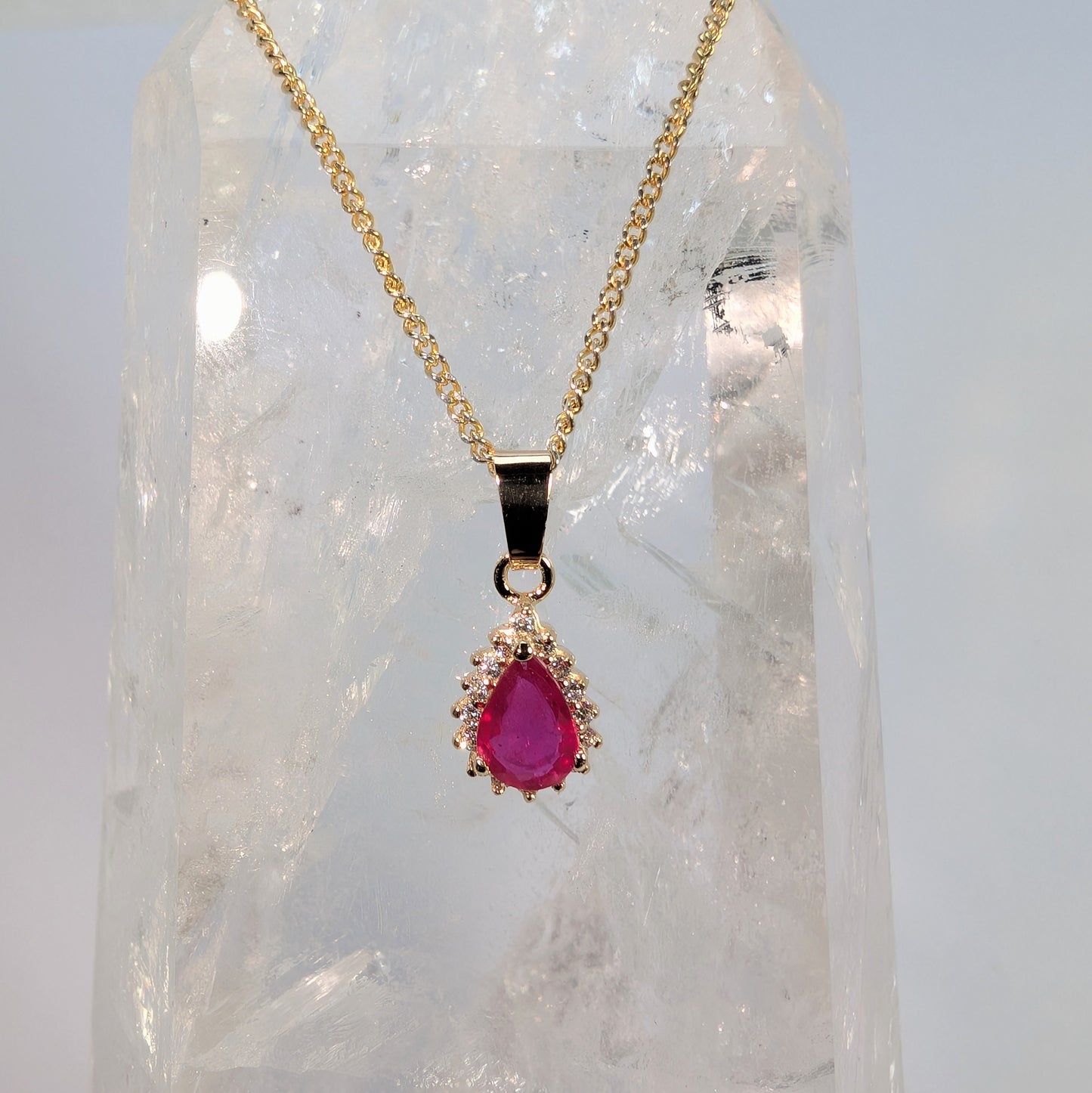 7x5 Teardrop + CZ 9ct Gold Teardrop