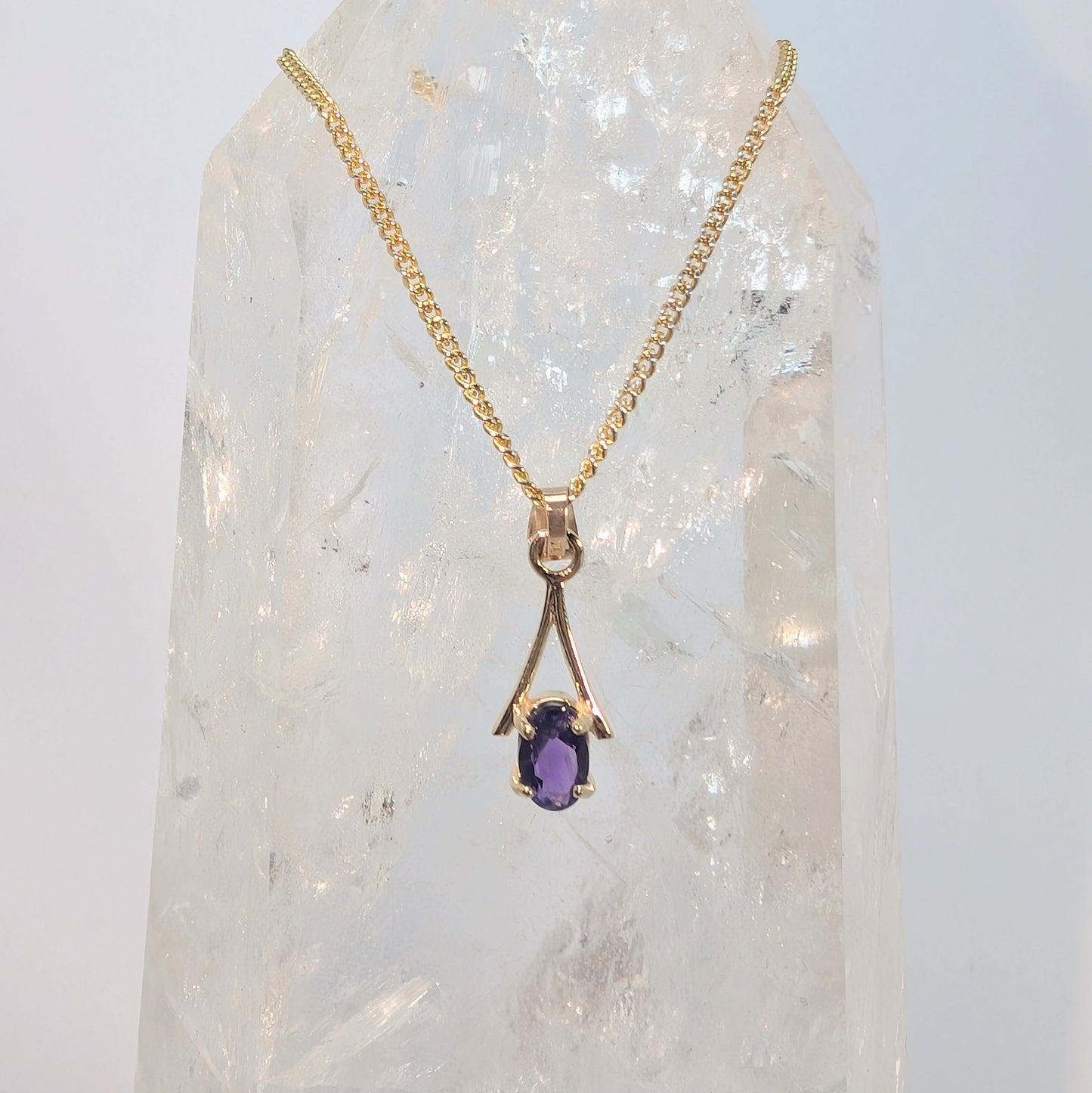 6x4A 9ct Gold Pendant