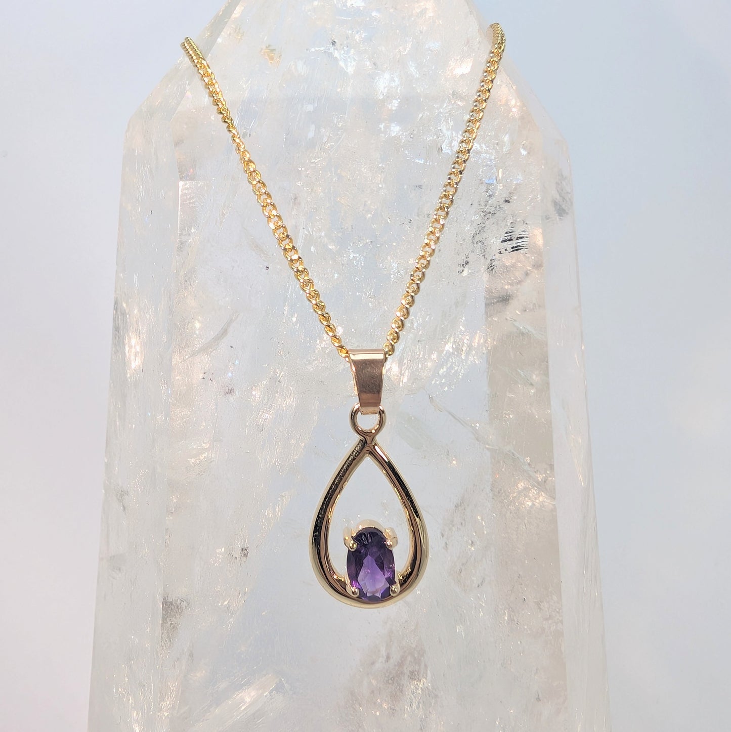 6x4 C 9ct Gold Pendant