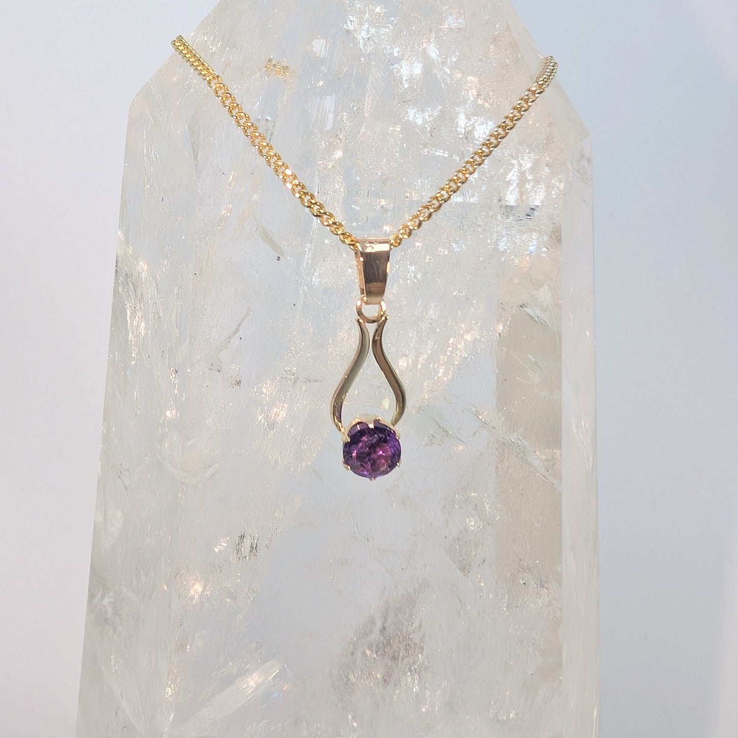 5mm B Pendant 9ct Gold