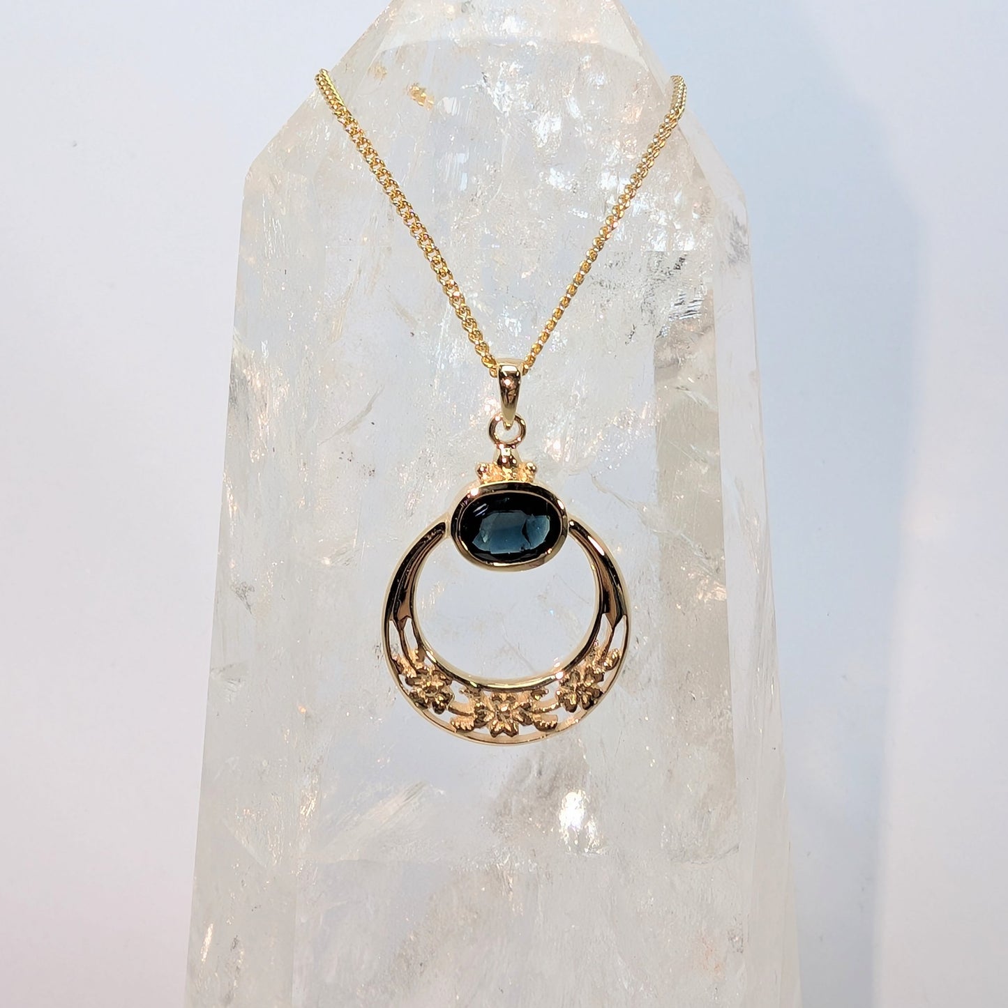 Celtic Hoop 9ct Gold Pendant