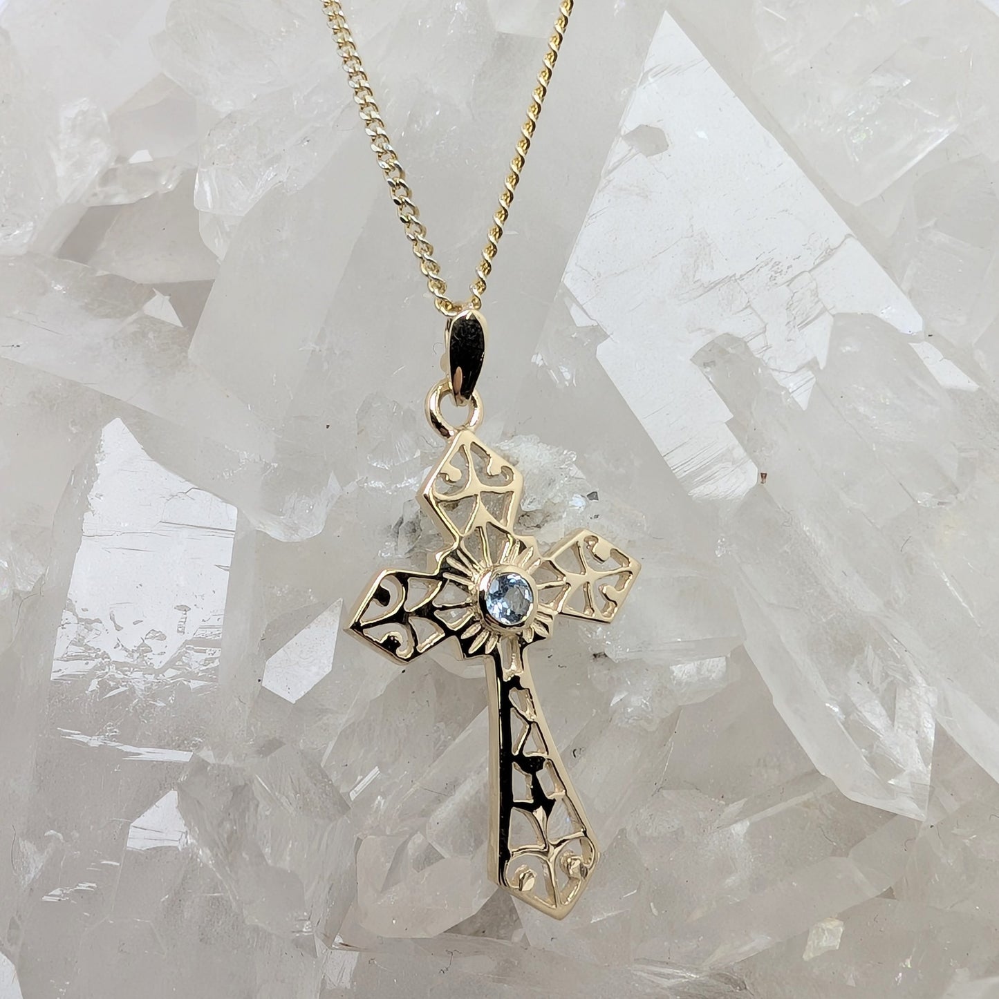 Celtic Cross 9ct Gold Pendant