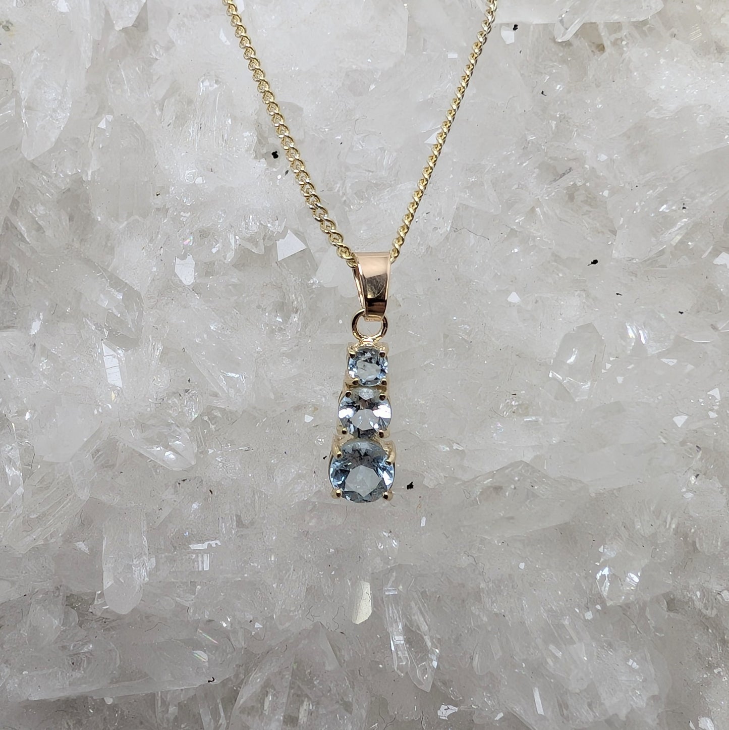 Topaz 9ct Snowman Necklace