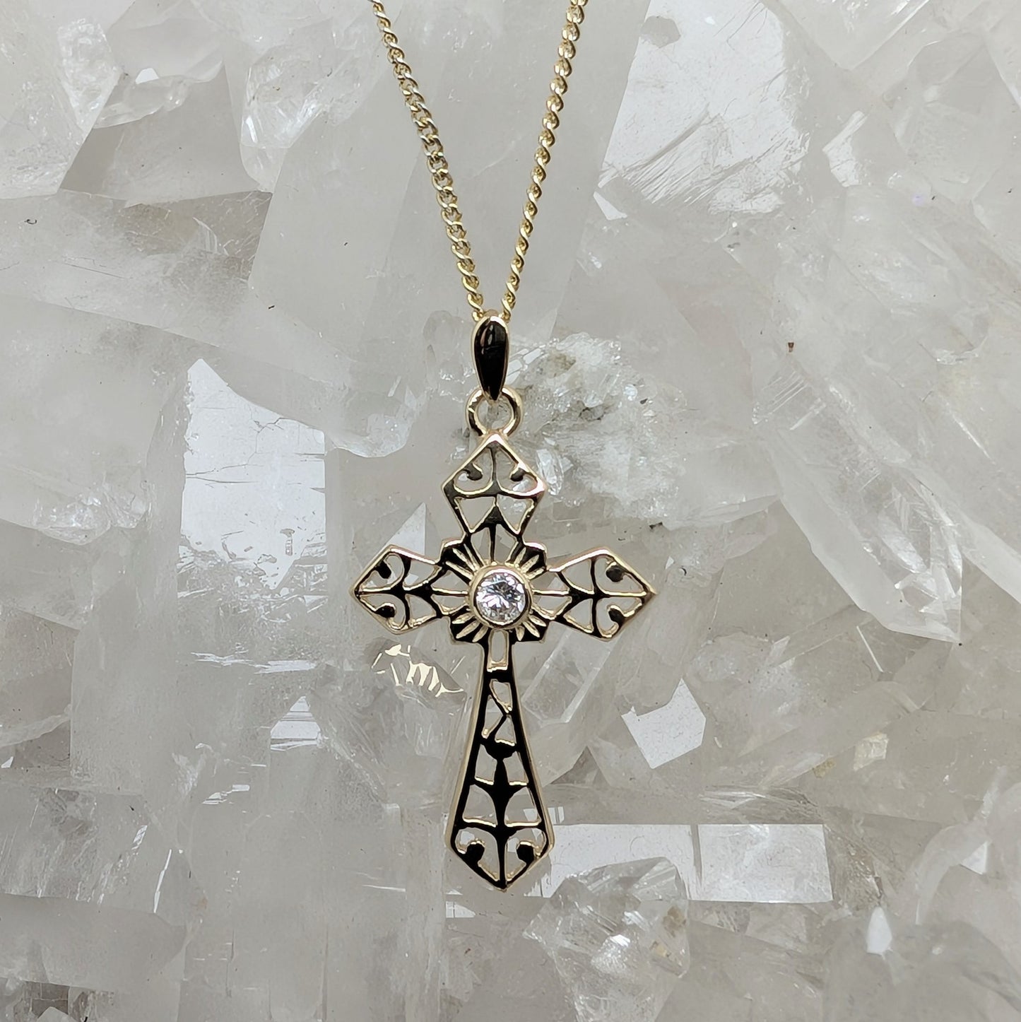 Celtic Cross 9ct Gold Pendant