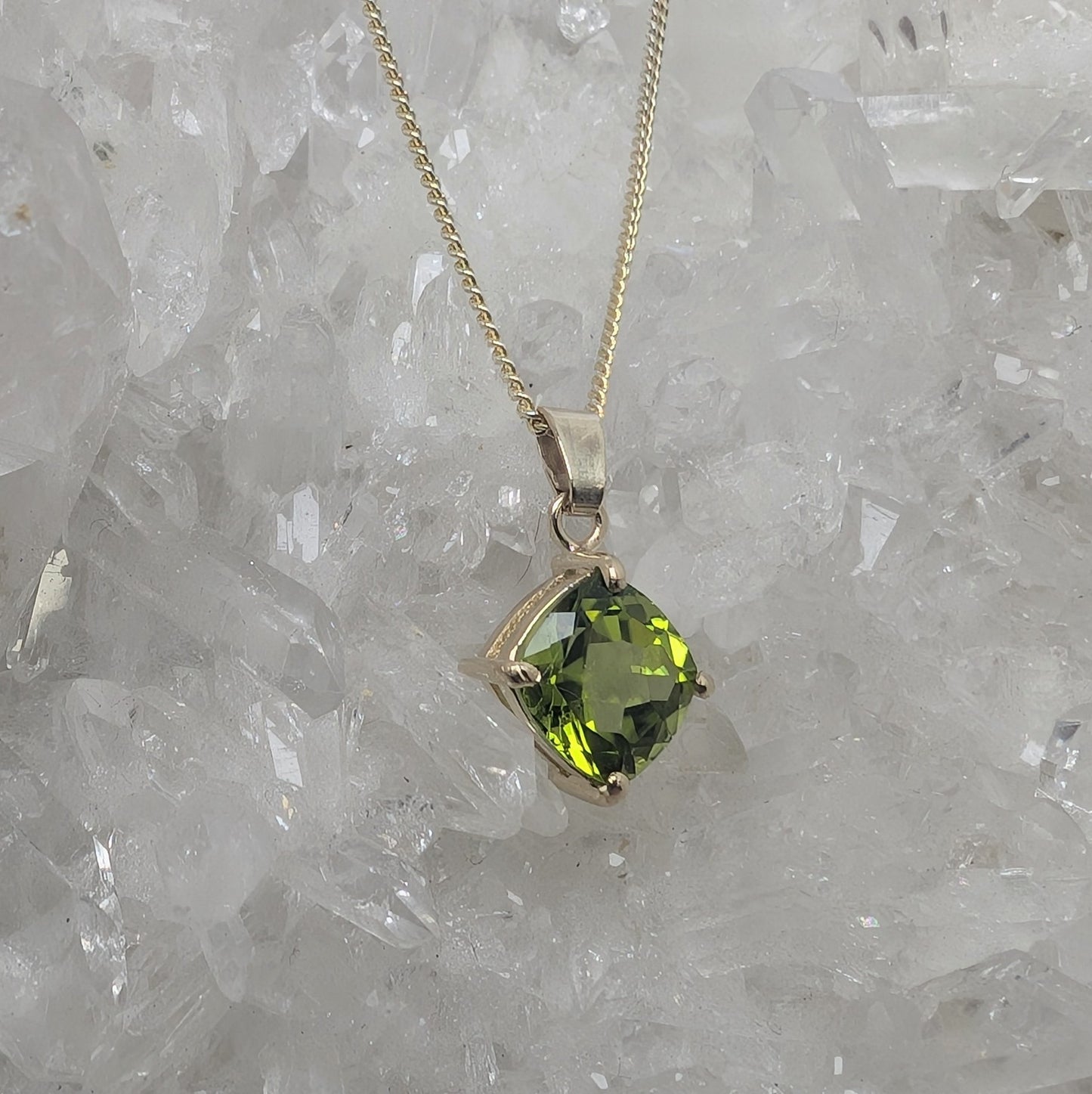 6mm Princess 9ct Gold Princess