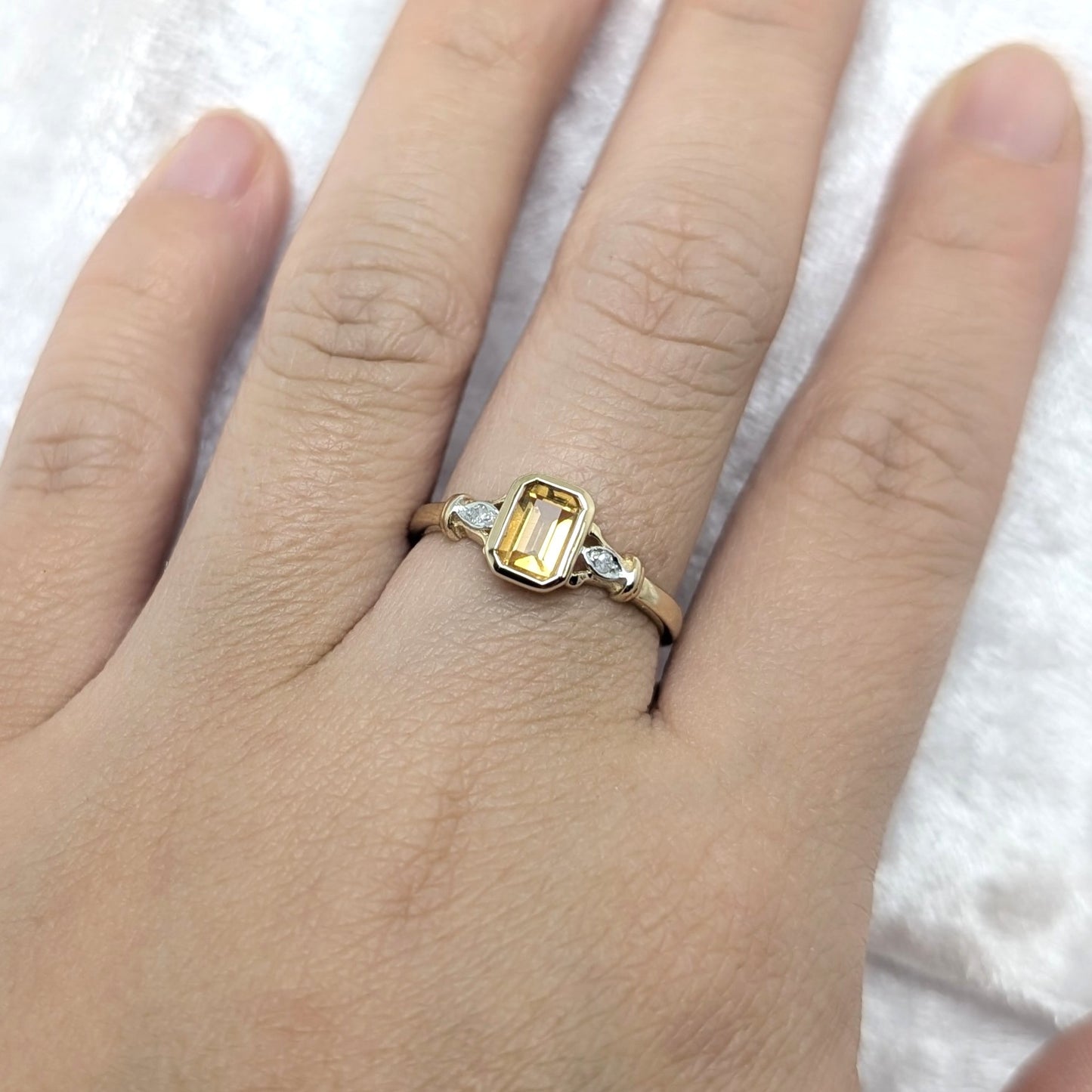 Citrine & Diamond Ring 9ct R1