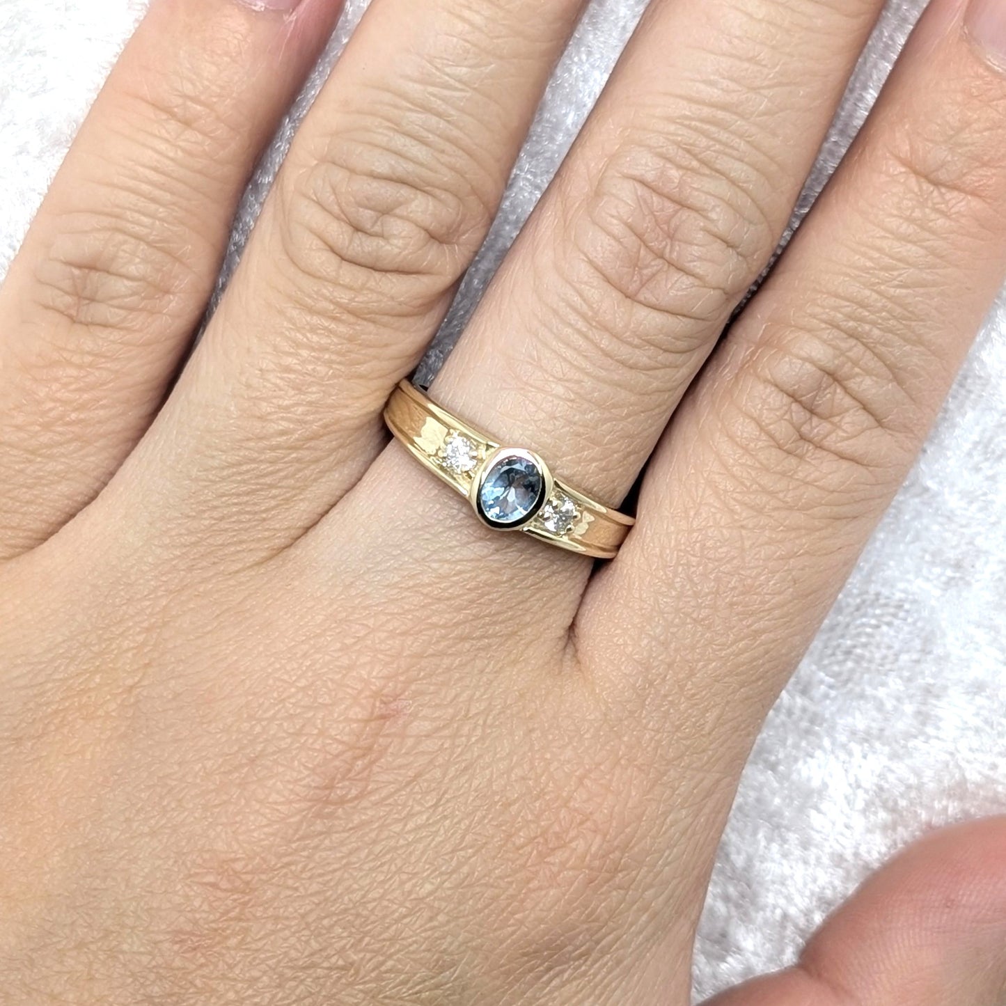 Aquamarine & CZ Ring 9ct R2
