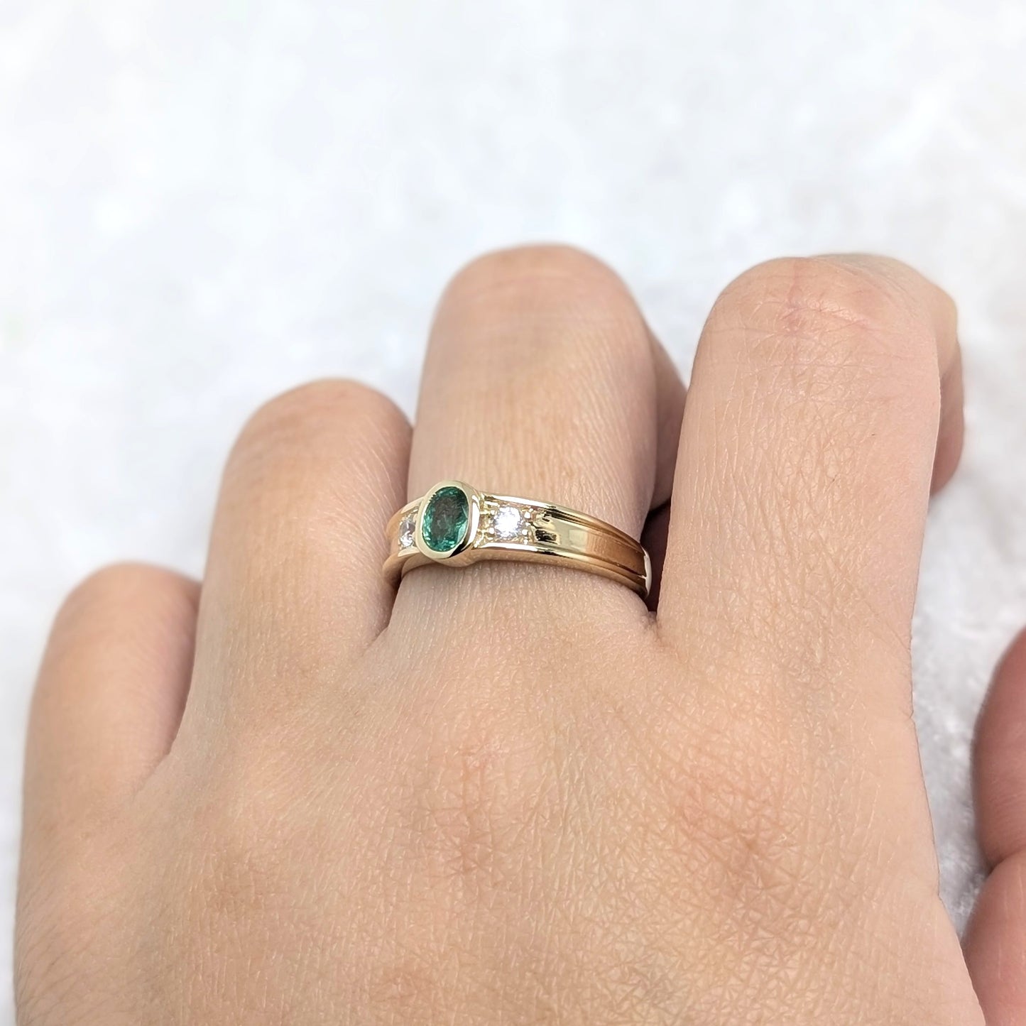 Emerald & CZ Ring 9ct R2