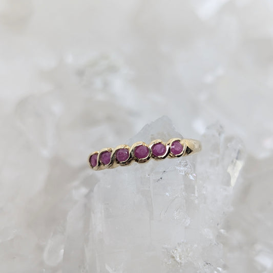 Ruby Ring 9ct R4