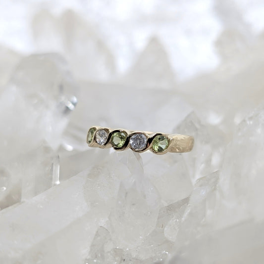 Peridot & CZ Ring 9ct R5