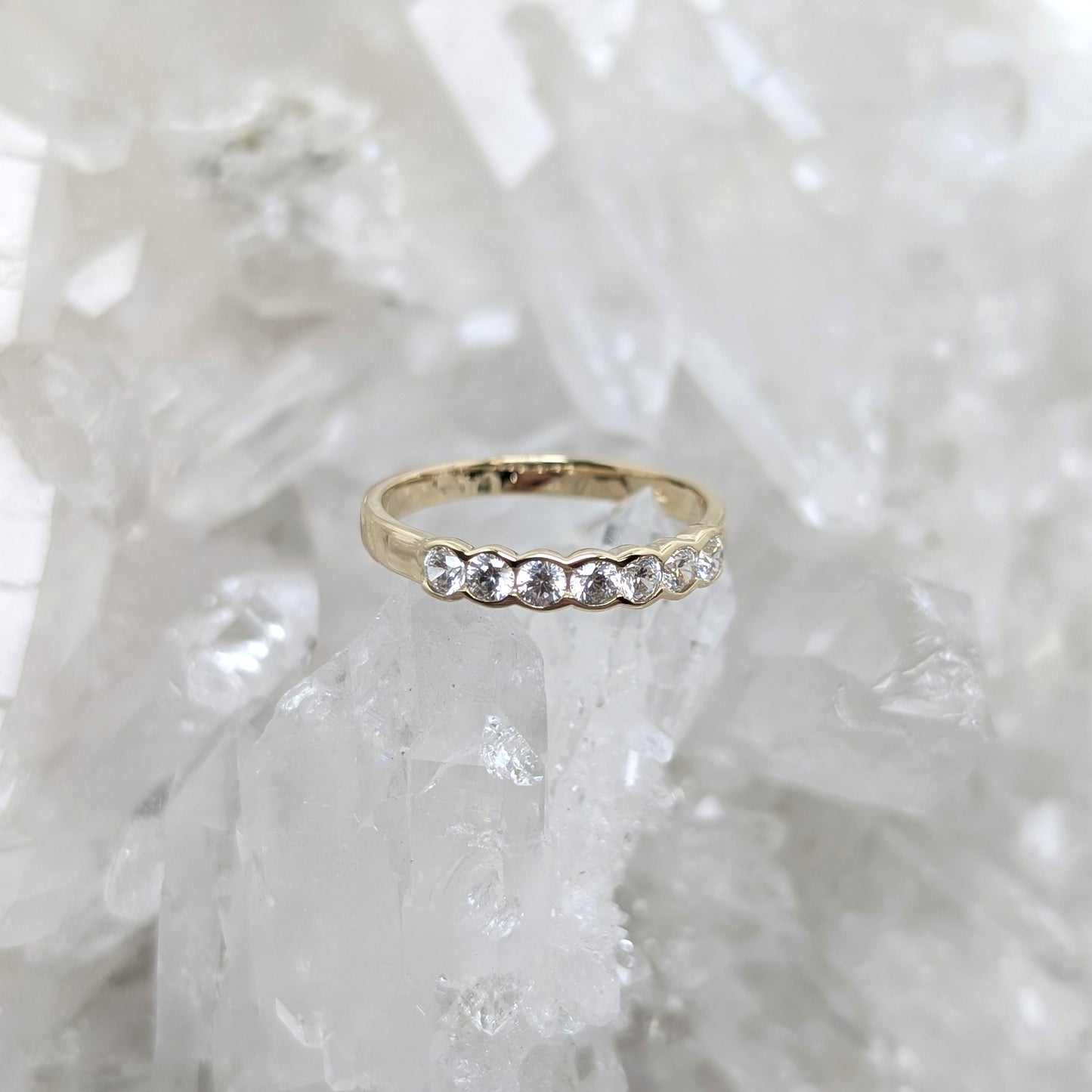 Cubic Zirconia Ring 9ct R42