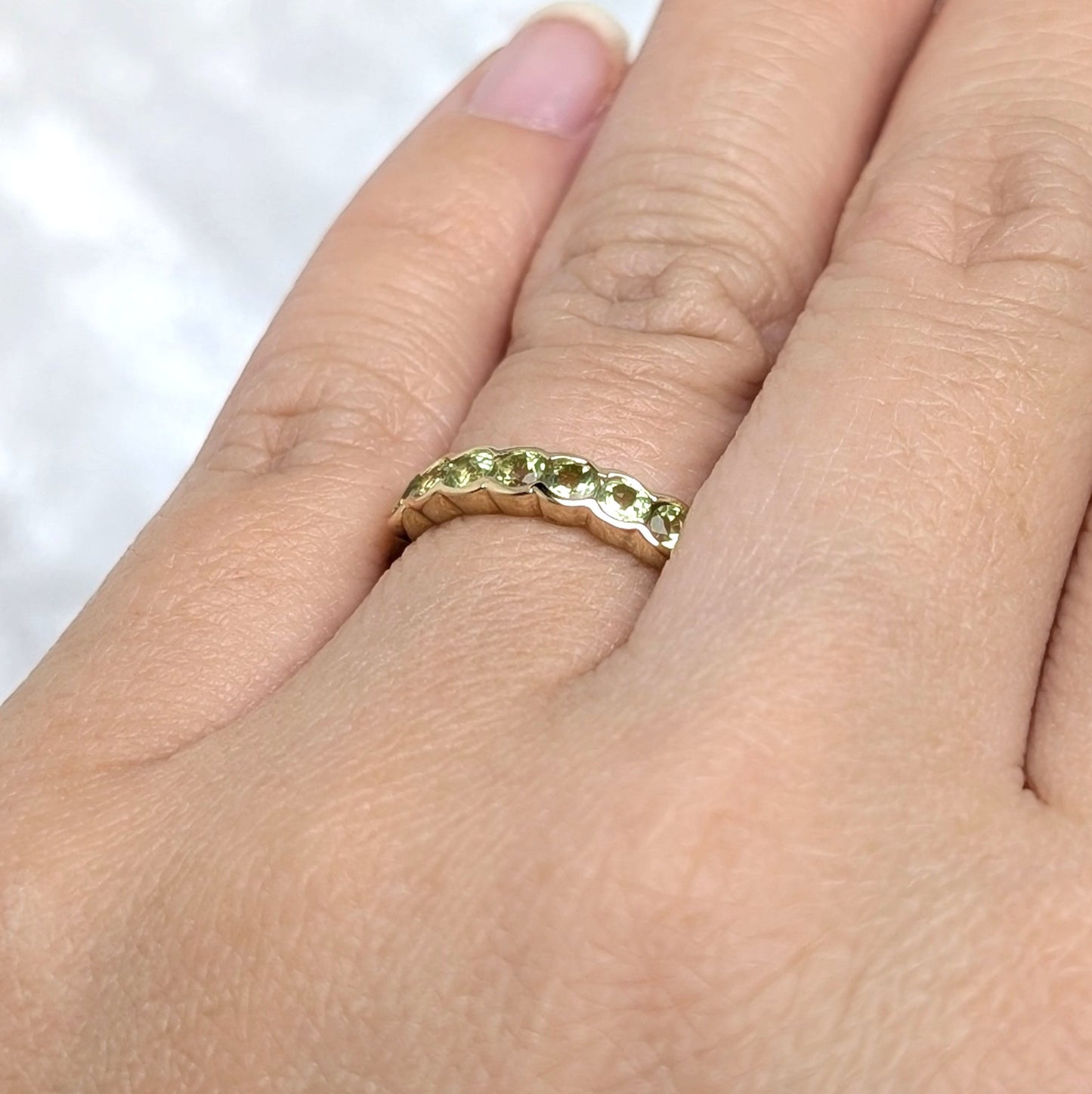 Peridot Ring 9ct R42