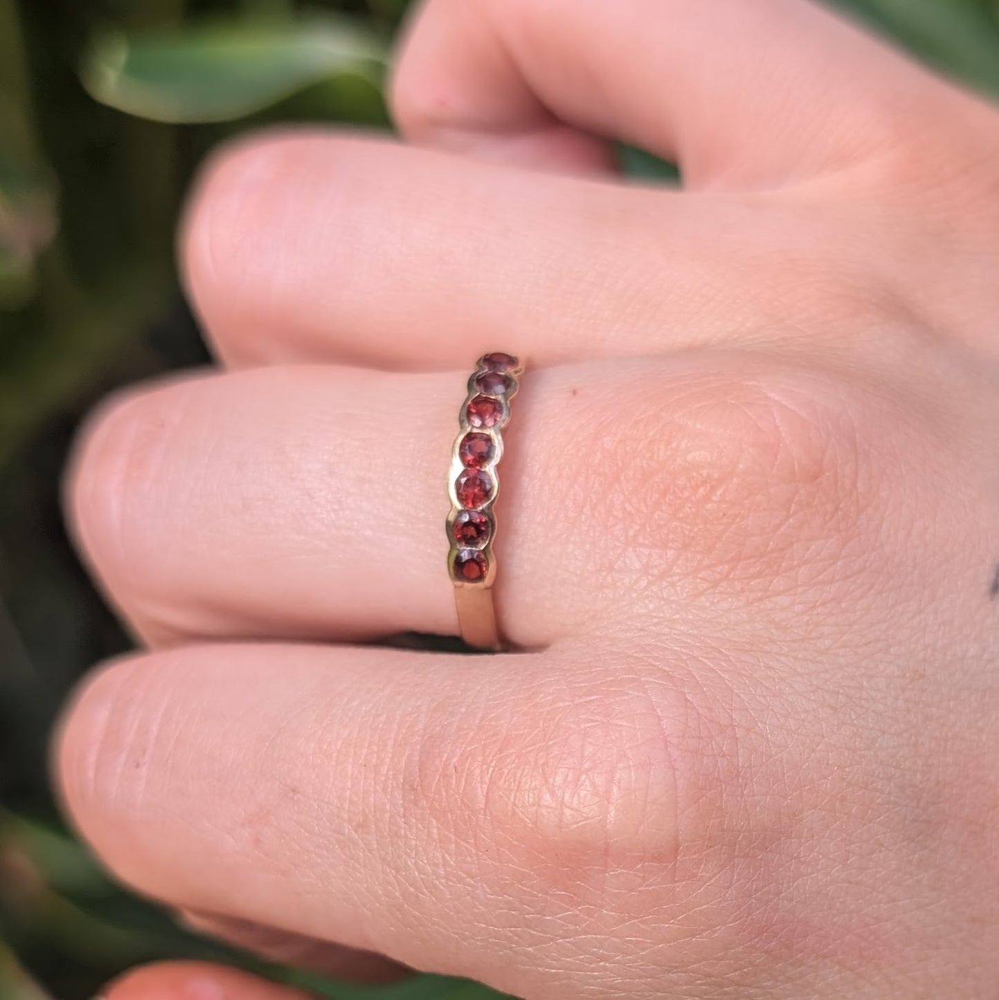 Garnet Ring 9ct R42