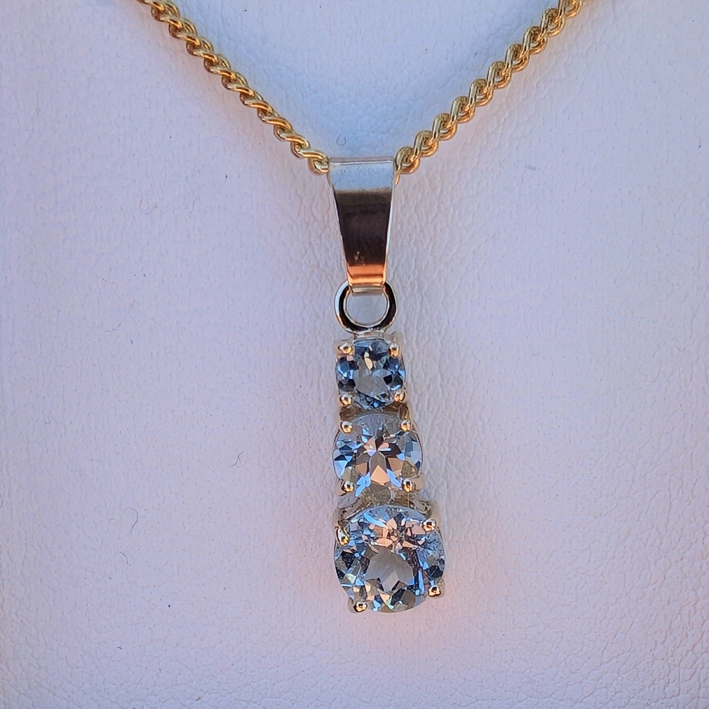 Aquamarine 9ct Snowman Necklace