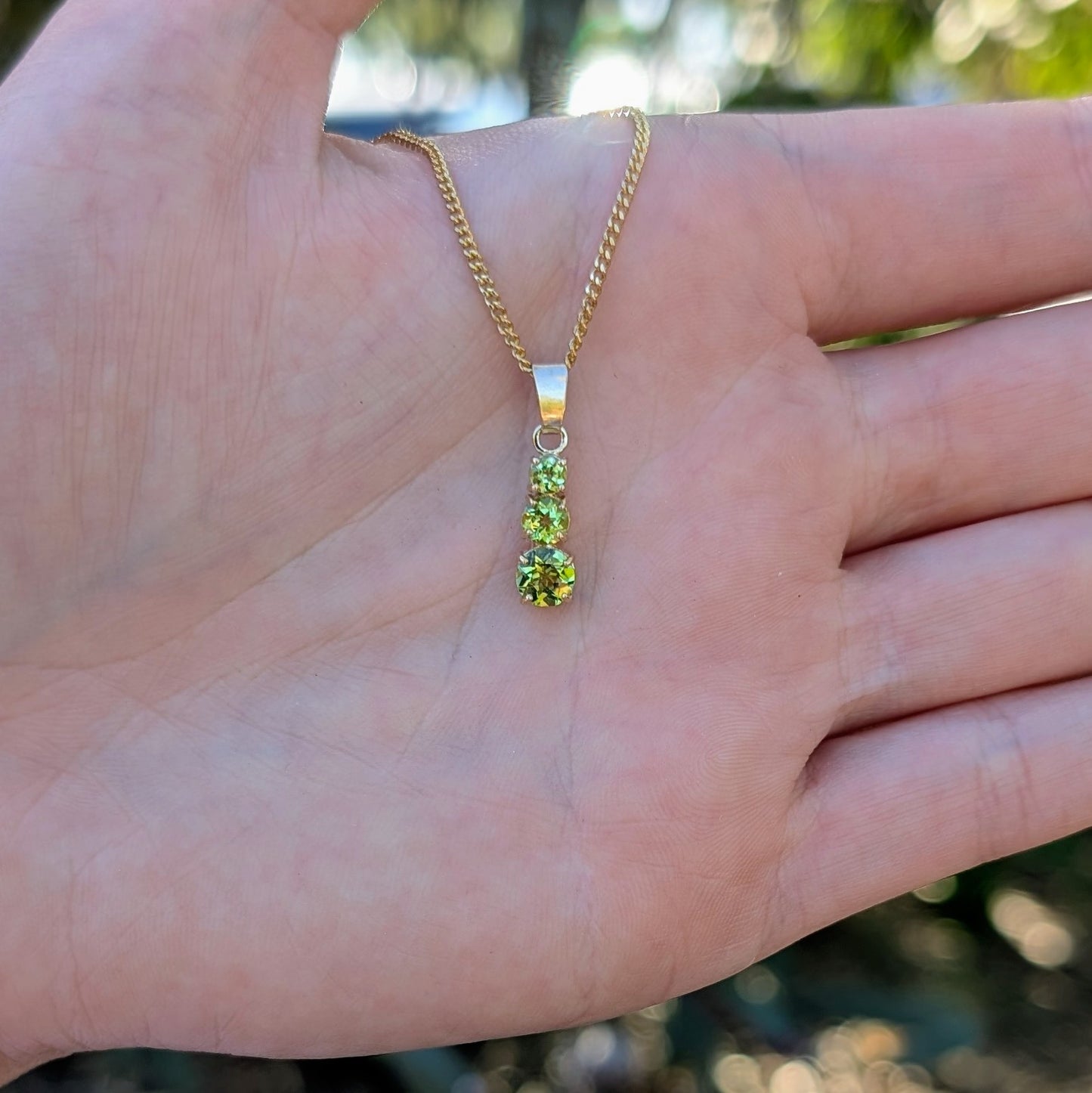 Peridot 9ct Snowman Necklace