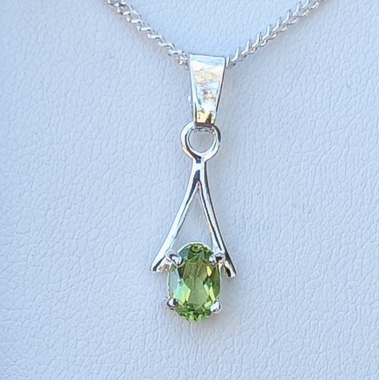 Peridot Silver 6x4a Necklace