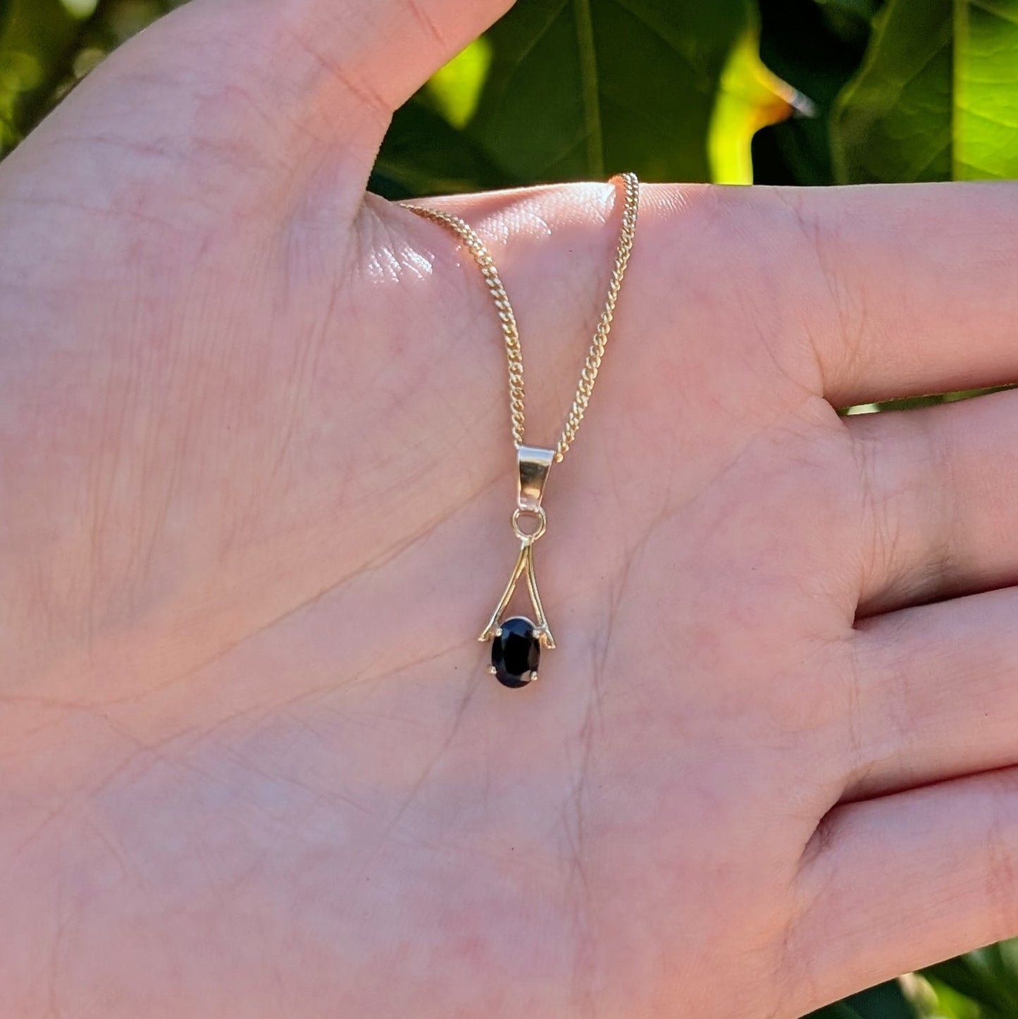 Sapphire 9ct 6x4a Necklace