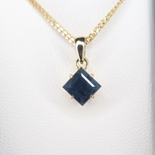 Sapphire 9ct 6mm Princess Necklace