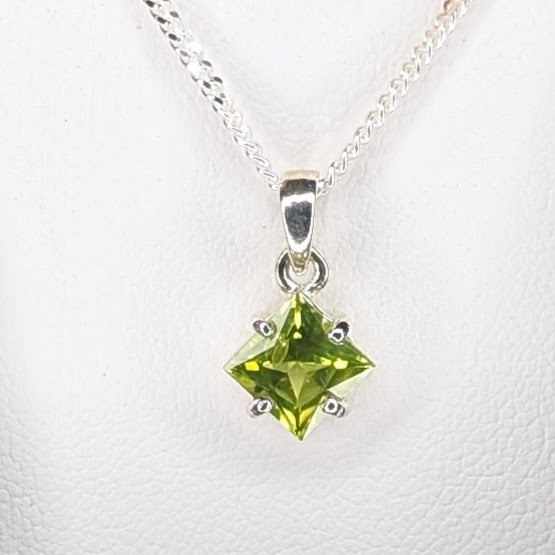Peridot Silver 6mm Princess Necklace