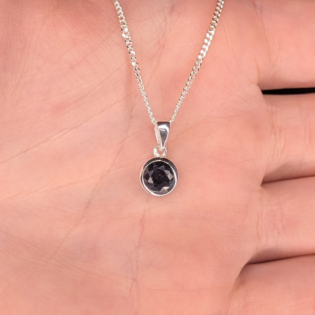 Sapphire 9ct Rubover Necklace