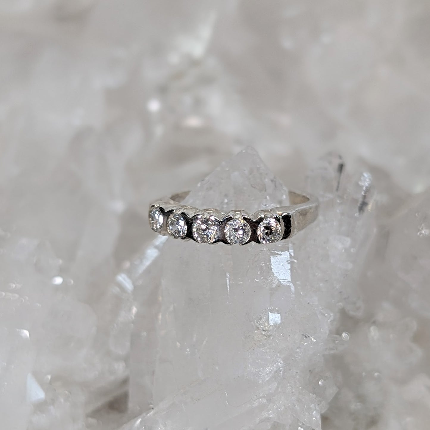 Cubic Zirconia Ring Sterling Silver R46