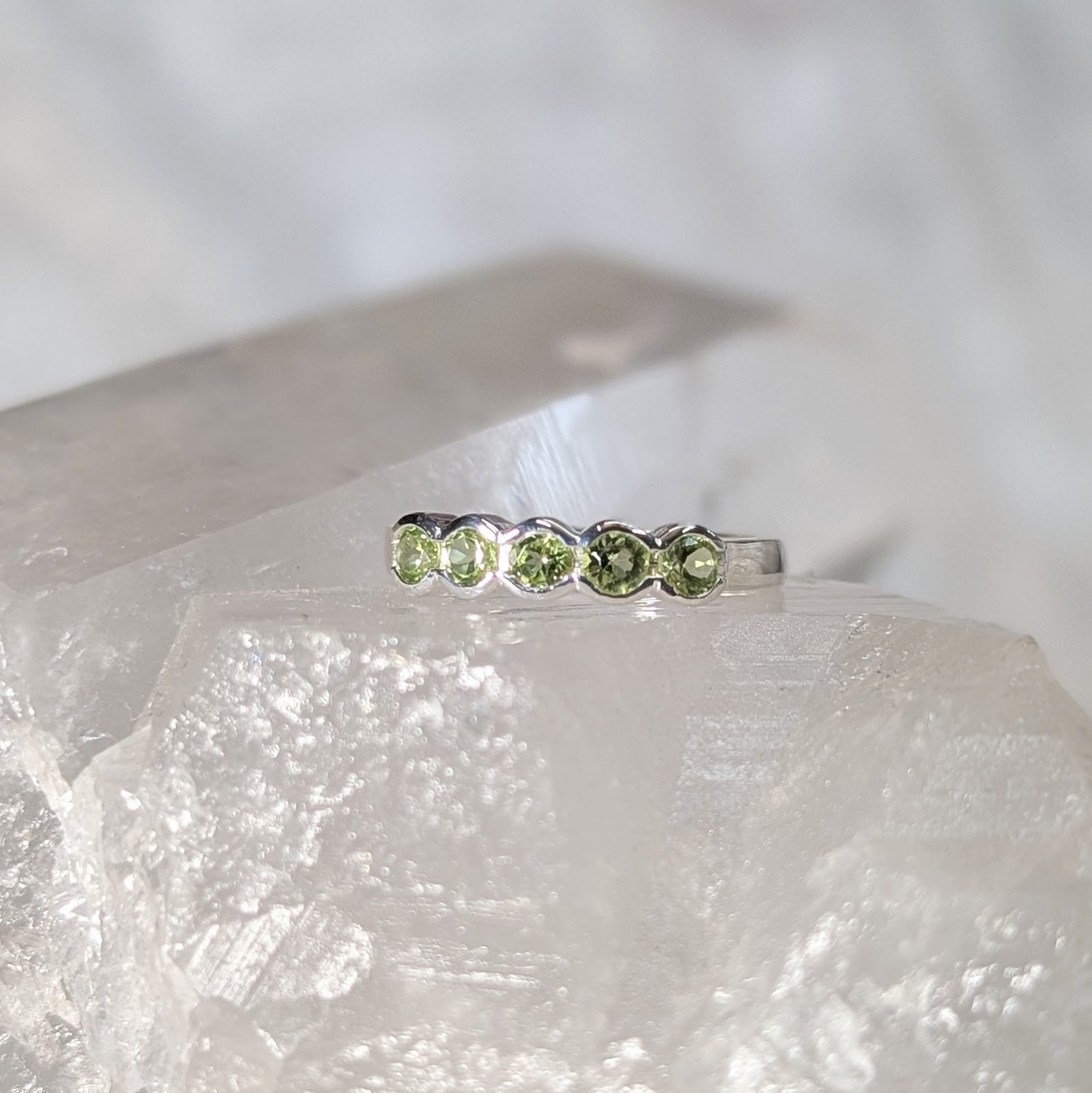 Peridot Ring Sterling Silver R51