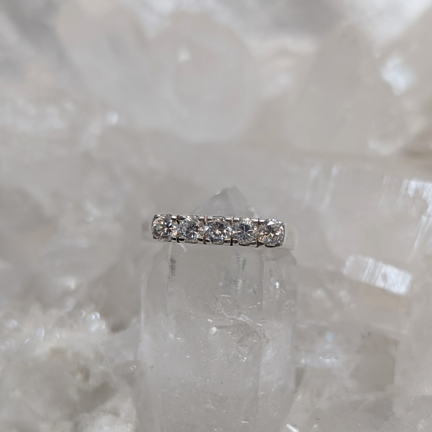 Cubic Zirconia Ring Sterling Silver R7