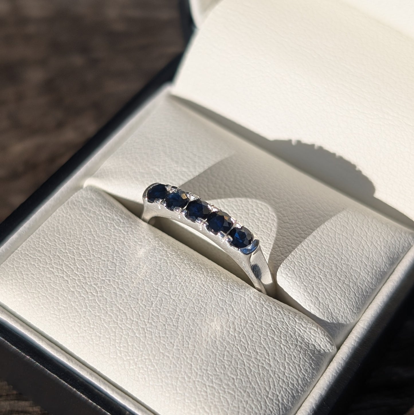 Sapphire Sterling Silver Ring R7